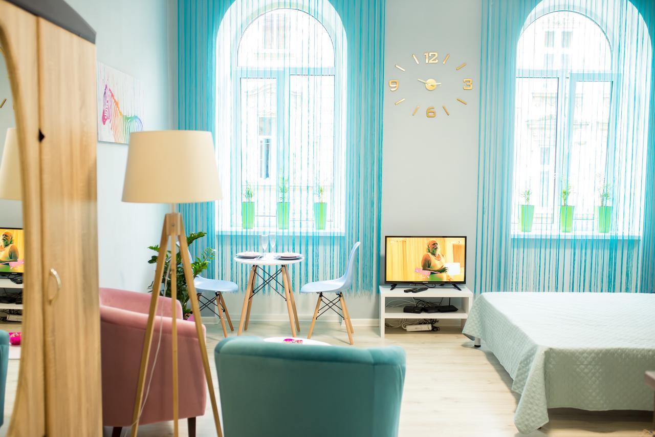 Romantic Apartment In The Center Of Old Lviv Luaran gambar