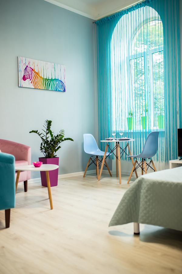 Romantic Apartment In The Center Of Old Lviv Luaran gambar