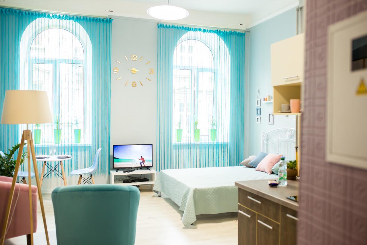 Romantic Apartment In The Center Of Old Lviv Luaran gambar